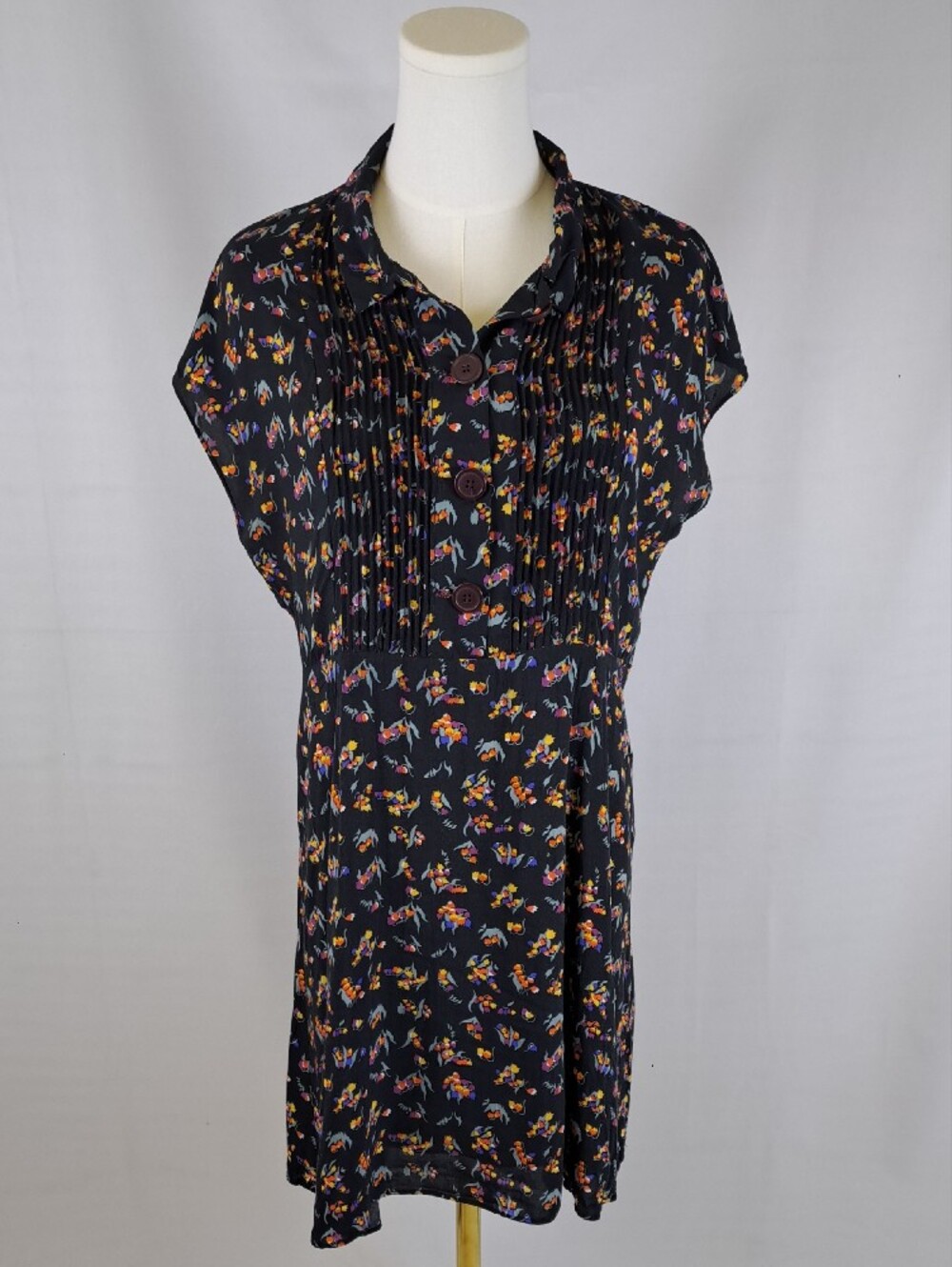 Urban Outfitters Black Floral Button Front Cap Sleeve Pleated Mini Dress Dark L
